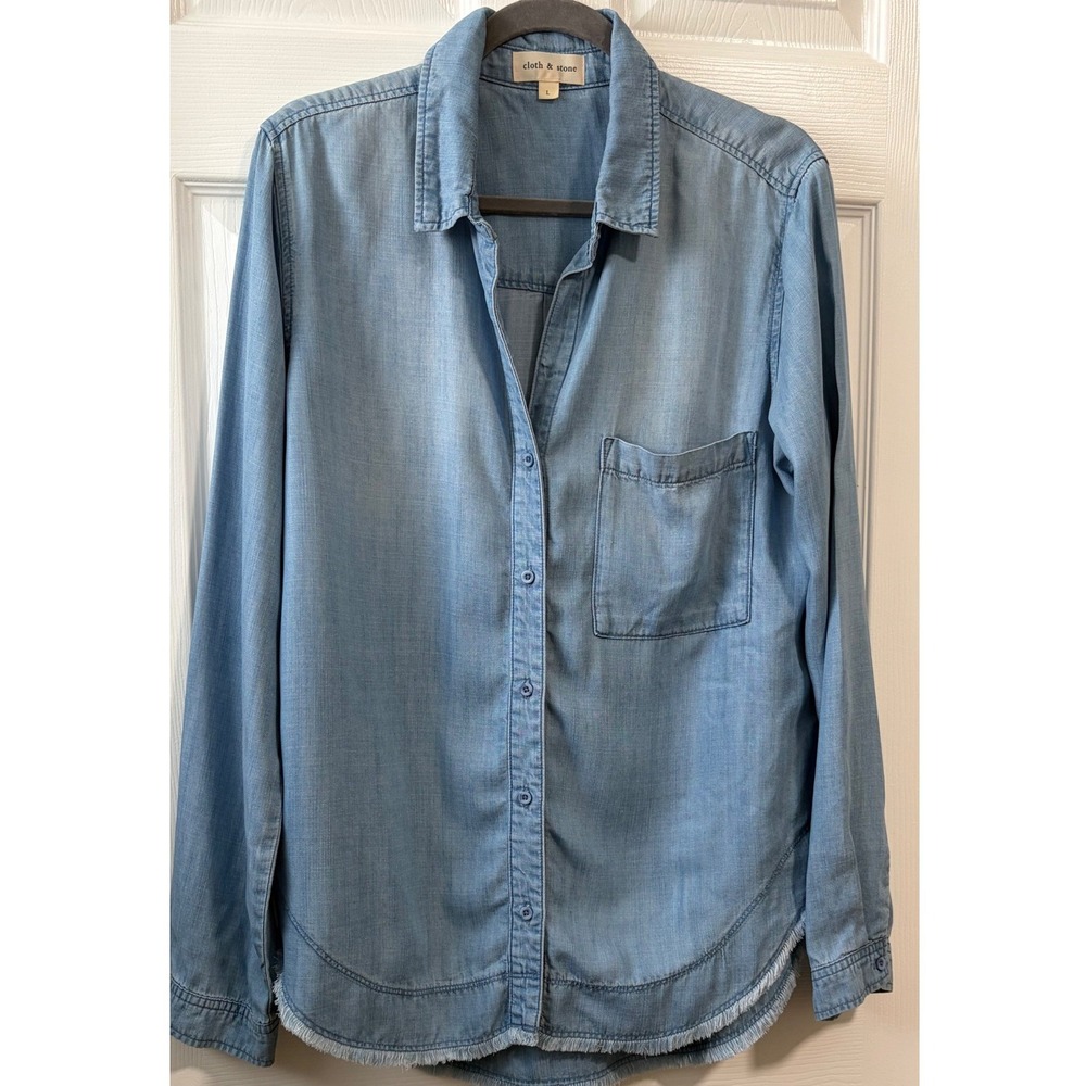 Cloth & Stone Blue Tencel Button Down Frayed Hem Western Shirt B2316-549-747